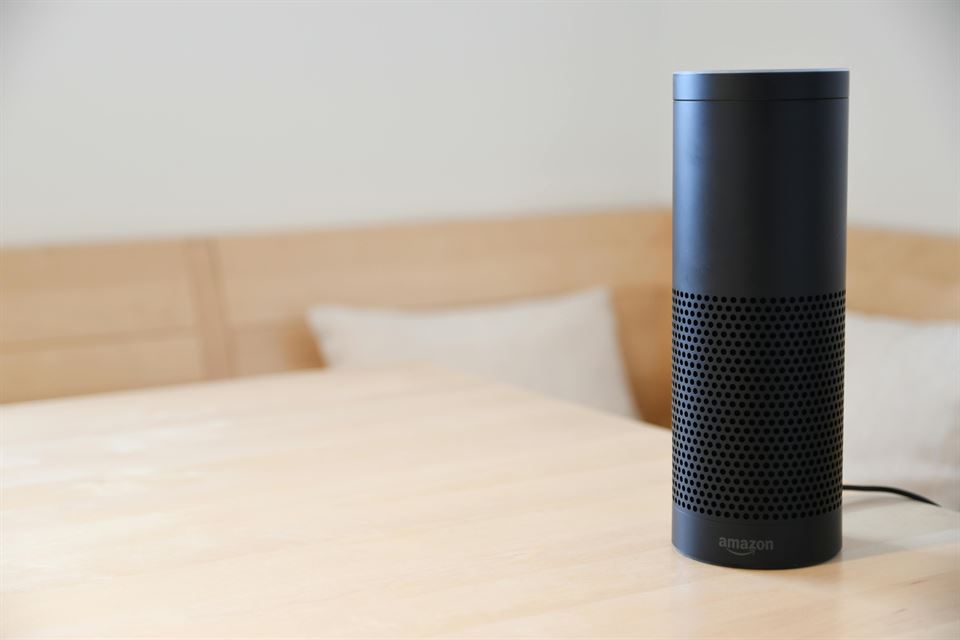 alexa-asistente-virtual-alquiler-vacacional