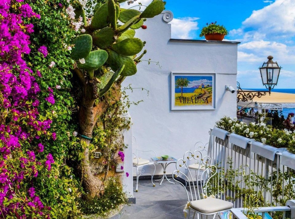 Guía Definitiva: Cómo Convertir tu Alquiler Vacacional en un Paraíso del Ecoturismo y la Sostenibilidad 6 alquiler-vacacional-sostenible