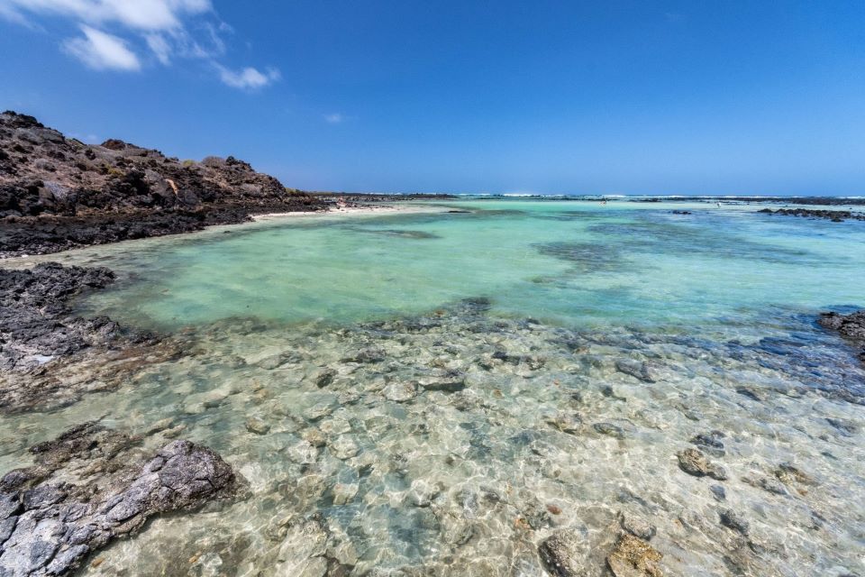 Las playas y calas más desconocidas de Lanzarote 3 playa-caleton-blanco-las-playas-y-calas-mas-desconocidas-de-lanzarote
