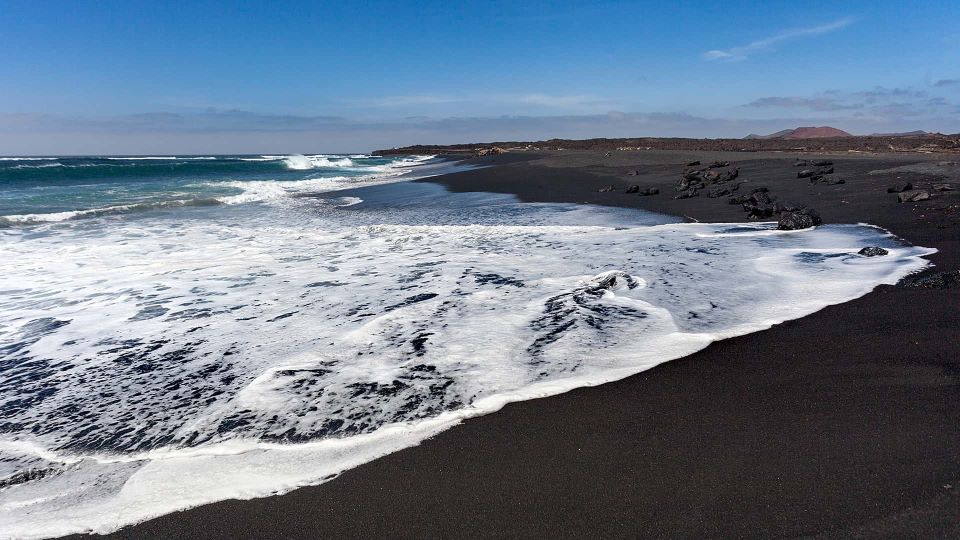 Las playas y calas más desconocidas de Lanzarote 5 playa-del-janubio-lanzarote