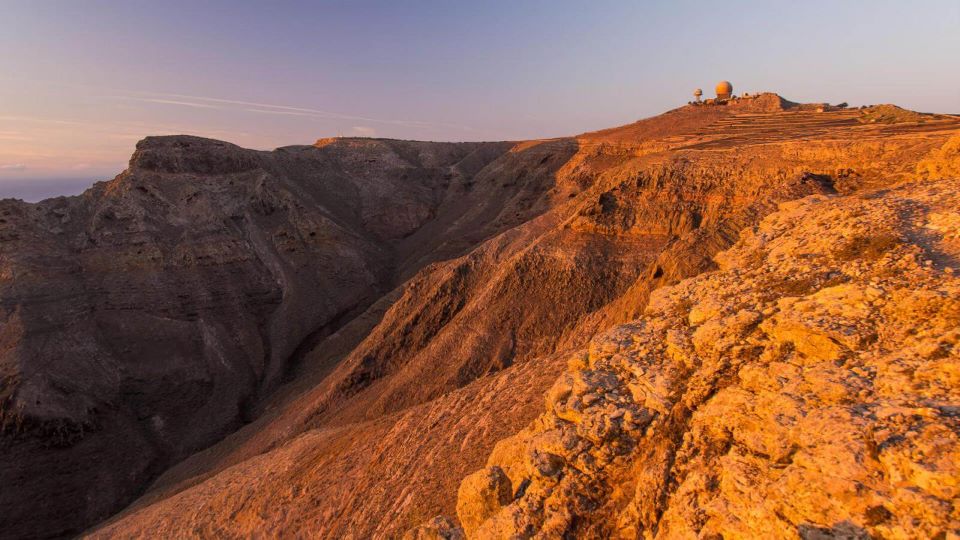 Disfruta de las estrellas desde los miradores de Lanzarote 2 mirador-peñas-del-chache-observar-las-estrellas-desde-lanzarote