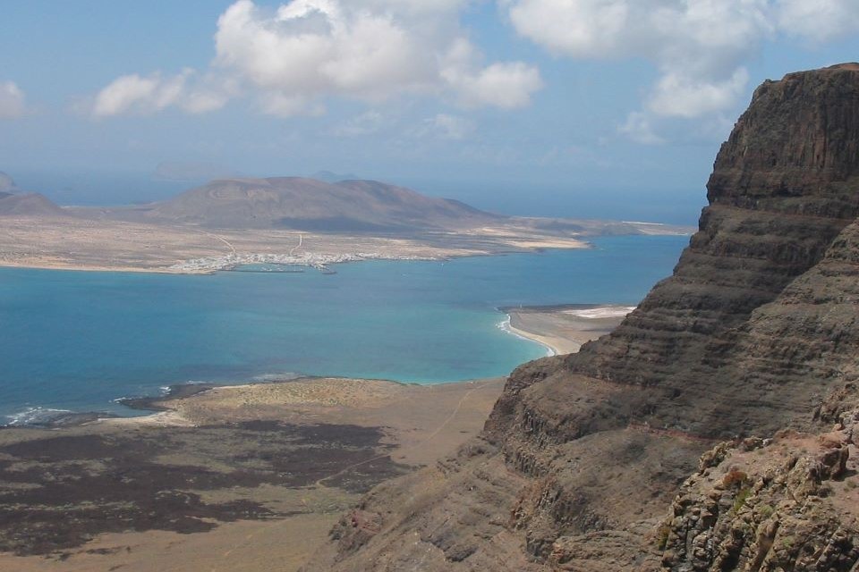Descubre los 10 miradores más impactantes de Lanzarote 2 mirador-guinate-lanzarote