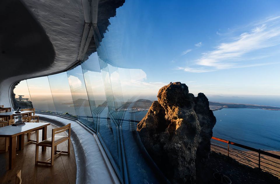 El Legado Infinito de César Manrique: Guía Imprescindible de los Centros de Arte, Cultura y Turismo de Lanzarote 7 mirador-del-rio-uno-de-los-miradores-de-lanzarote