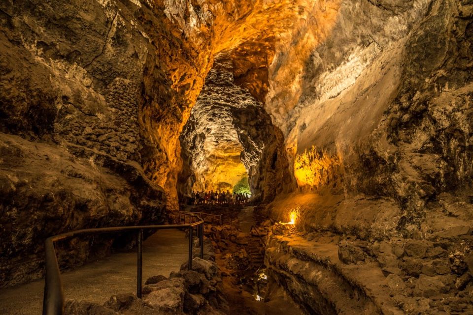 cueva-de-los-verdes-de-lanzarote