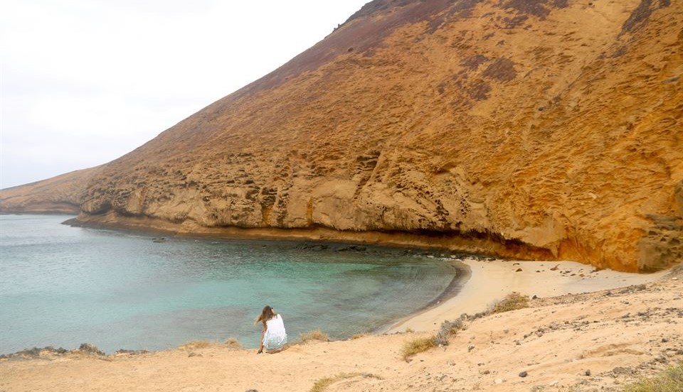 La Graciosa, la hermana menor y salvaje de Lanzarote 5 playa-de-la-cocina-isla-de-la-graciosa-lanzarote